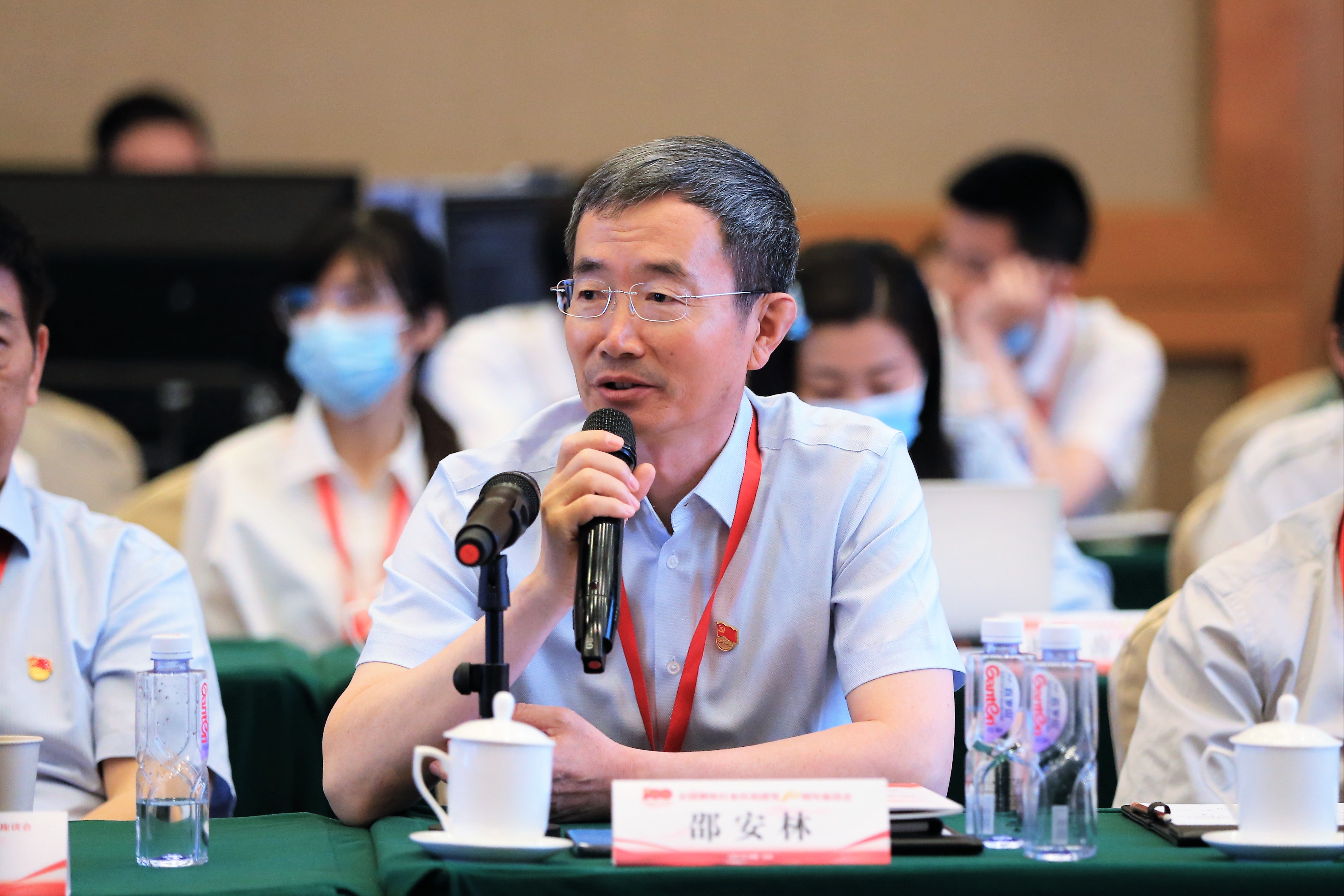 邵安林.jpg 邵安林.jpg